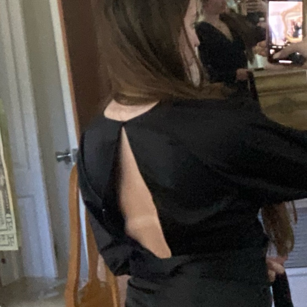 ASOS design black (thick) satin wrap v neck mini dress - Picture 5 of 11